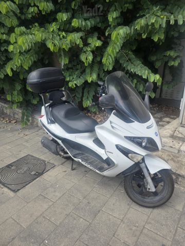מודעת רכב פיאג'ו X-Evo 250