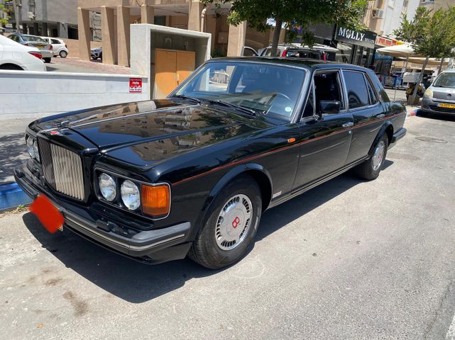 מודעת רכב רולס רויס