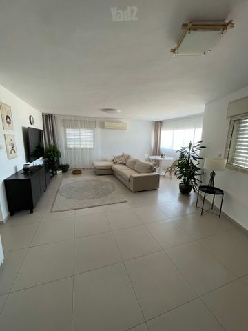 Haifa, Israel 6