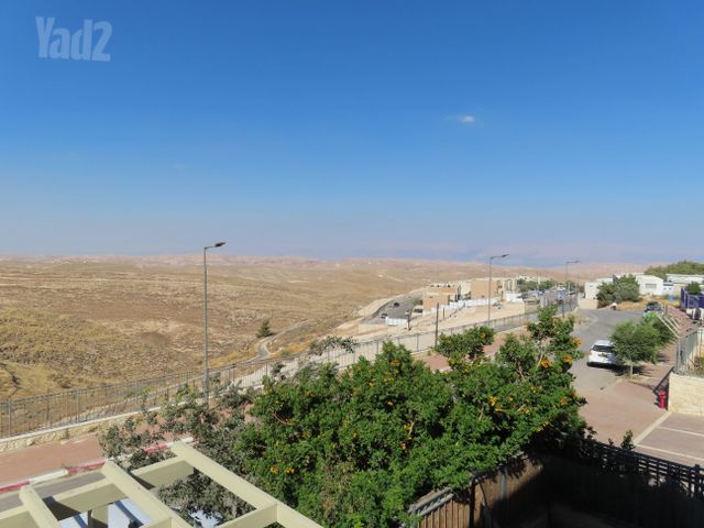 יונתן בן עוזיאל 425