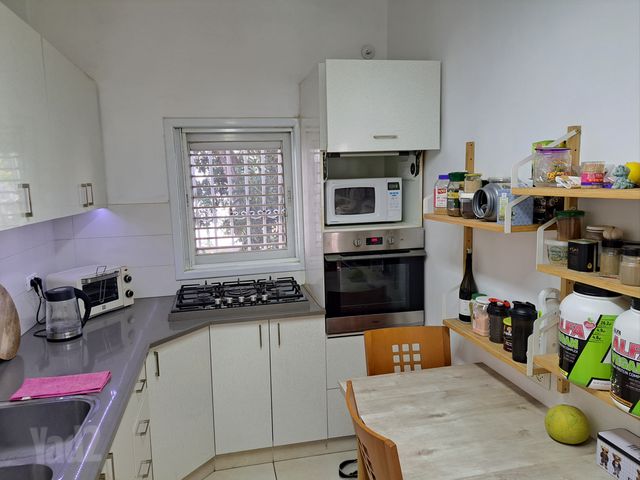 Petah Tikva, Israel 6