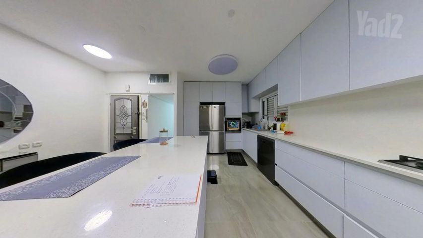 Ramat Gan, Israel 7