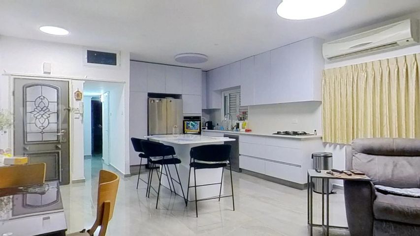 Ramat Gan, Israel 9