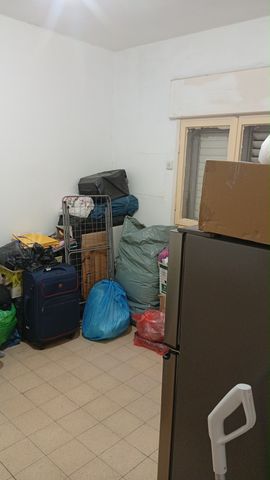 Holon, Israel 4