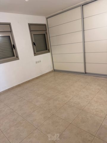 Holon, Israel 12