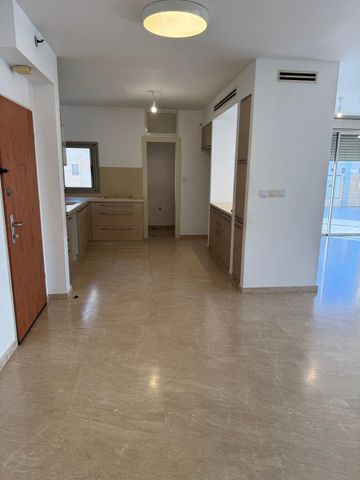 Holon, Israel 2