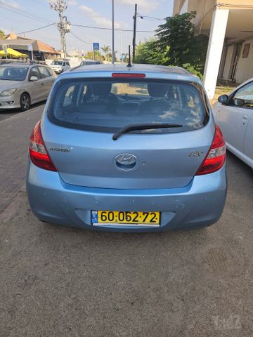 מודעת רכב יונדאי i20
