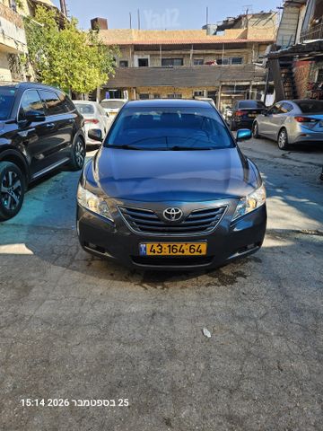 מודעת רכב טויוטה קאמרי