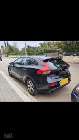 מודעת רכב וולוו V40