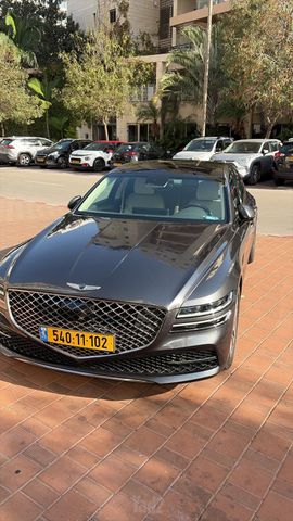 מודעת רכב ג'נסיס G80