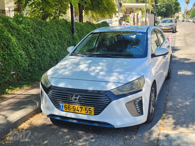 מודעת רכב יונדאי איוניק