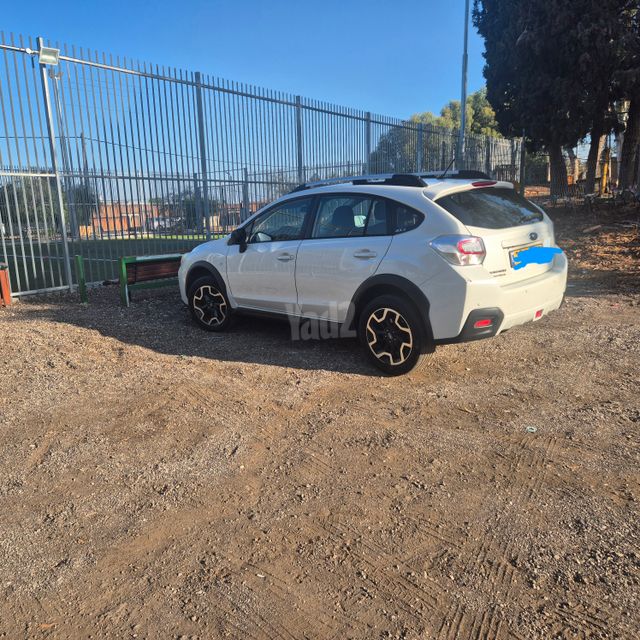 מודעת רכב סובארו XV