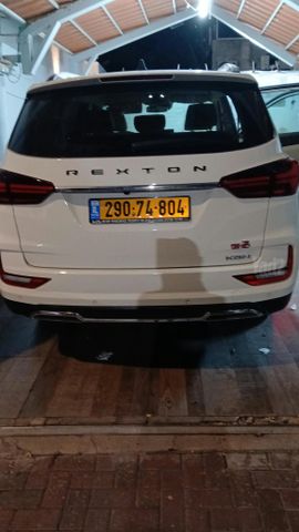 מודעת רכב קיי גי אם רקסטון