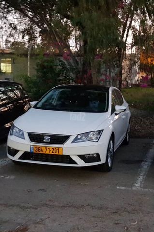 מודעת רכב סיאט לאון
