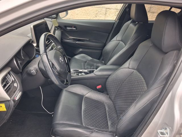 מודעת רכב טויוטה C-HR
