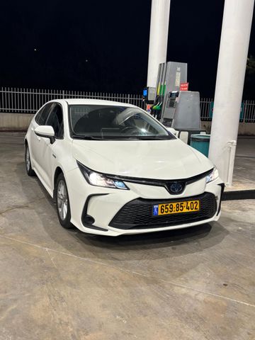 מודעת רכב טויוטה קורולה