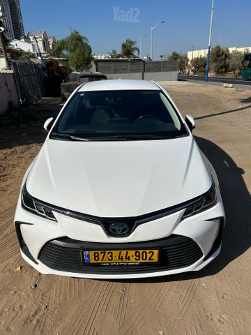 מודעת רכב טויוטה קורולה