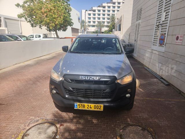מודעת רכב איסוזו די-מקס