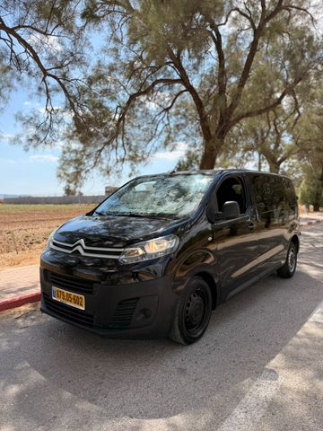 מודעת רכב סיטרואן ג'אמפי