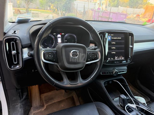 מודעת רכב וולוו XC40