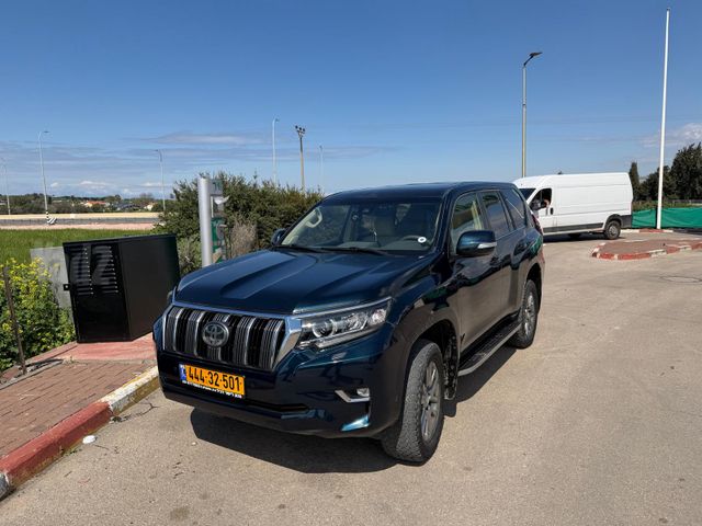 מודעת רכב טויוטה לנד קרוזר