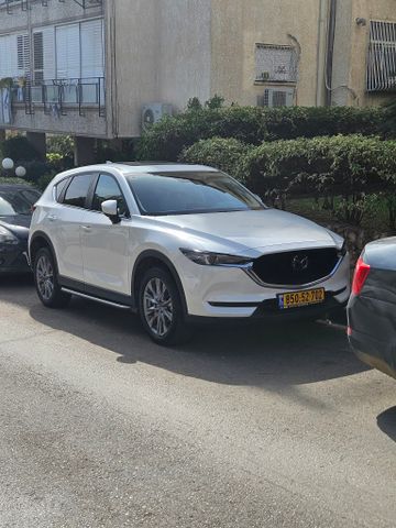 מודעת רכב מאזדה CX-5