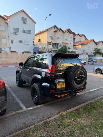 לנד קרוזר Luxury Short אוט׳ 3.0 (163 כ״ס) [2001-2005]
