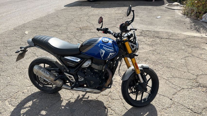 מודעת רכב טריומף Speed 400
