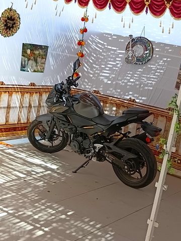 מודעת רכב קאוואסאקי Z500