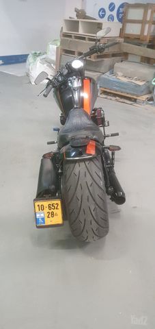 מודעת רכב הרלי דיווידסון ברייקאאוט 114