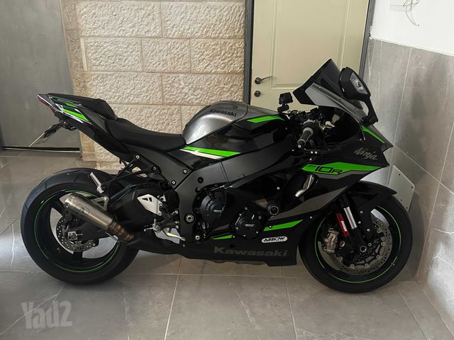 מודעת רכב קאוואסאקי נינג'ה ZX 10R
