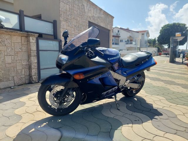 מודעת רכב קאוואסאקי ZZR1100/1200
