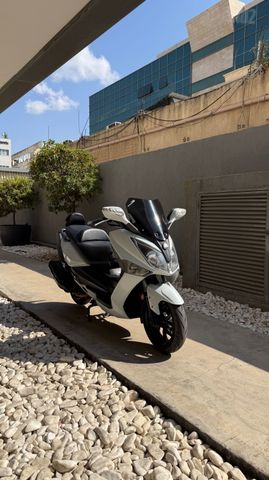 מודעת רכב סאן יאנג ג'וי מקס ספורט 250