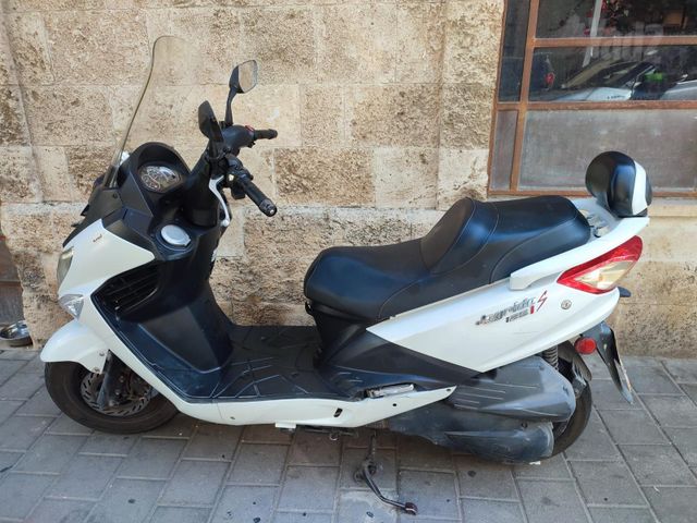 מודעת רכב סאן יאנג ג'וי רייד 125