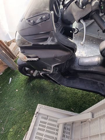 מודעת רכב פיאג'ו X-Evo 250