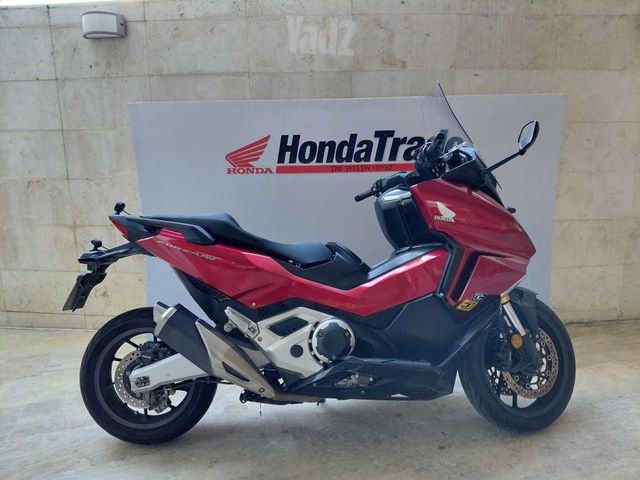 מודעת רכב הונדה FORZA750