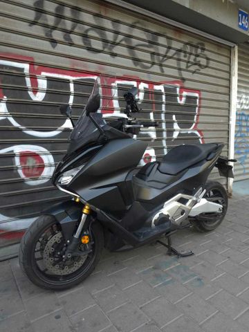 מודעת רכב הונדה FORZA750