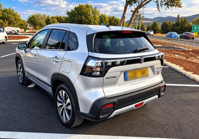 מודעת רכב סוזוקי S-Cross 2