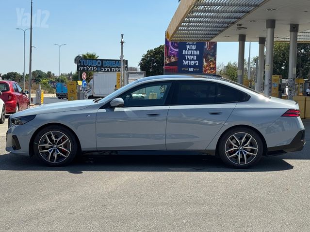 מודעת רכב ב מ וו I5 2