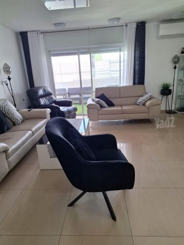 סמטת לשם 6