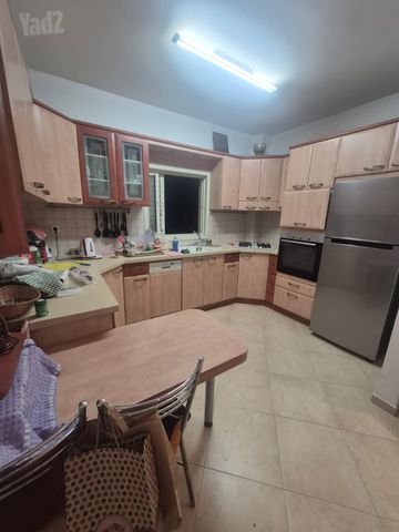 Holon, Israel 4