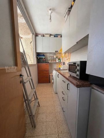 Holon, Israel 5