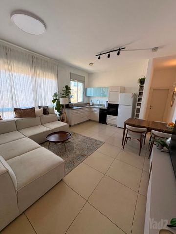 Givatayim, Israel 2
