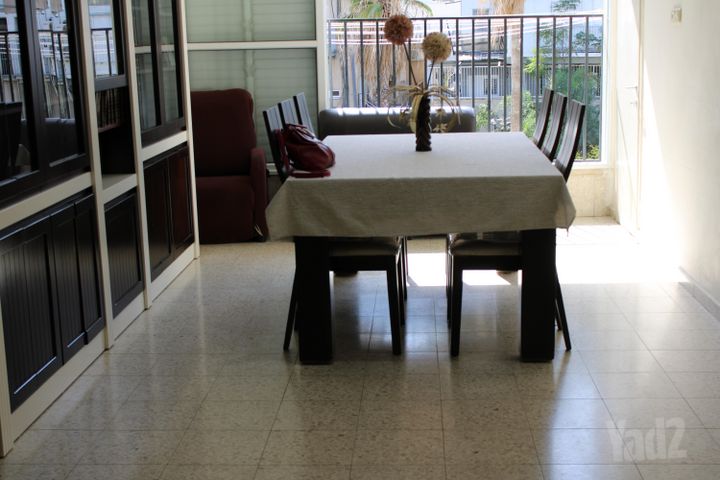 הרב נויפלד 27