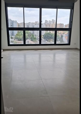 קרן היסוד 8