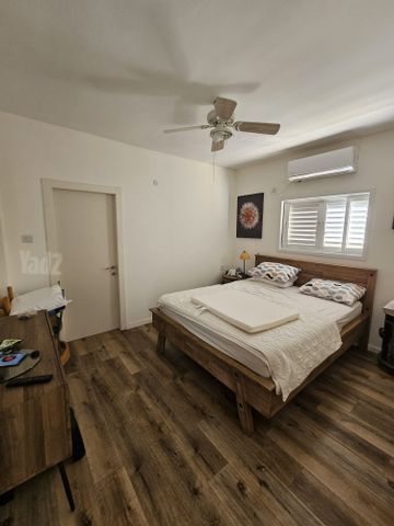 Petah Tikva, Israel 5