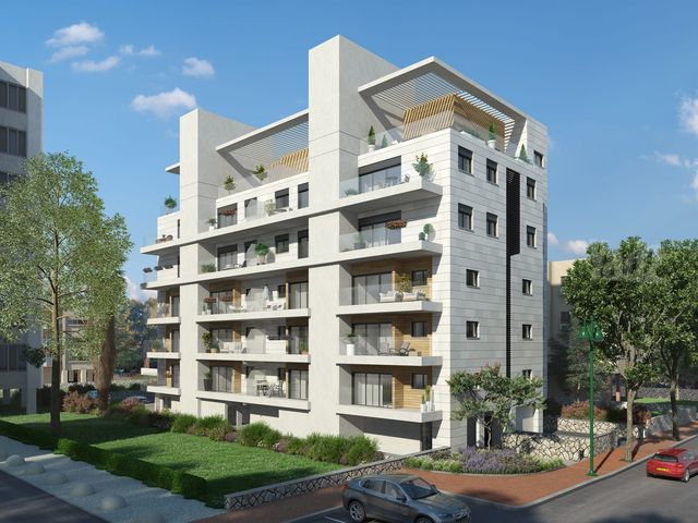 Petah Tikva, Israel 8