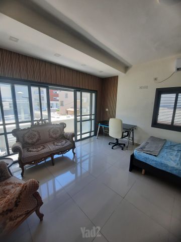 Rehovot, Israel 9