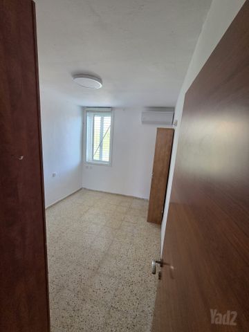 Holon, Israel 2