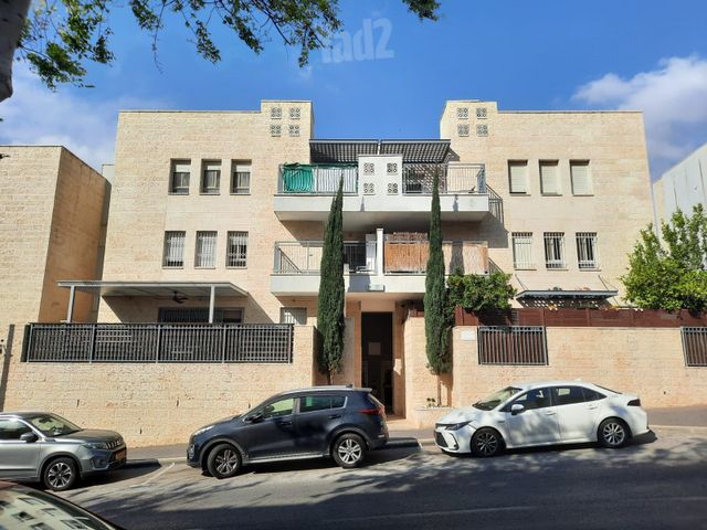 תשרי 46